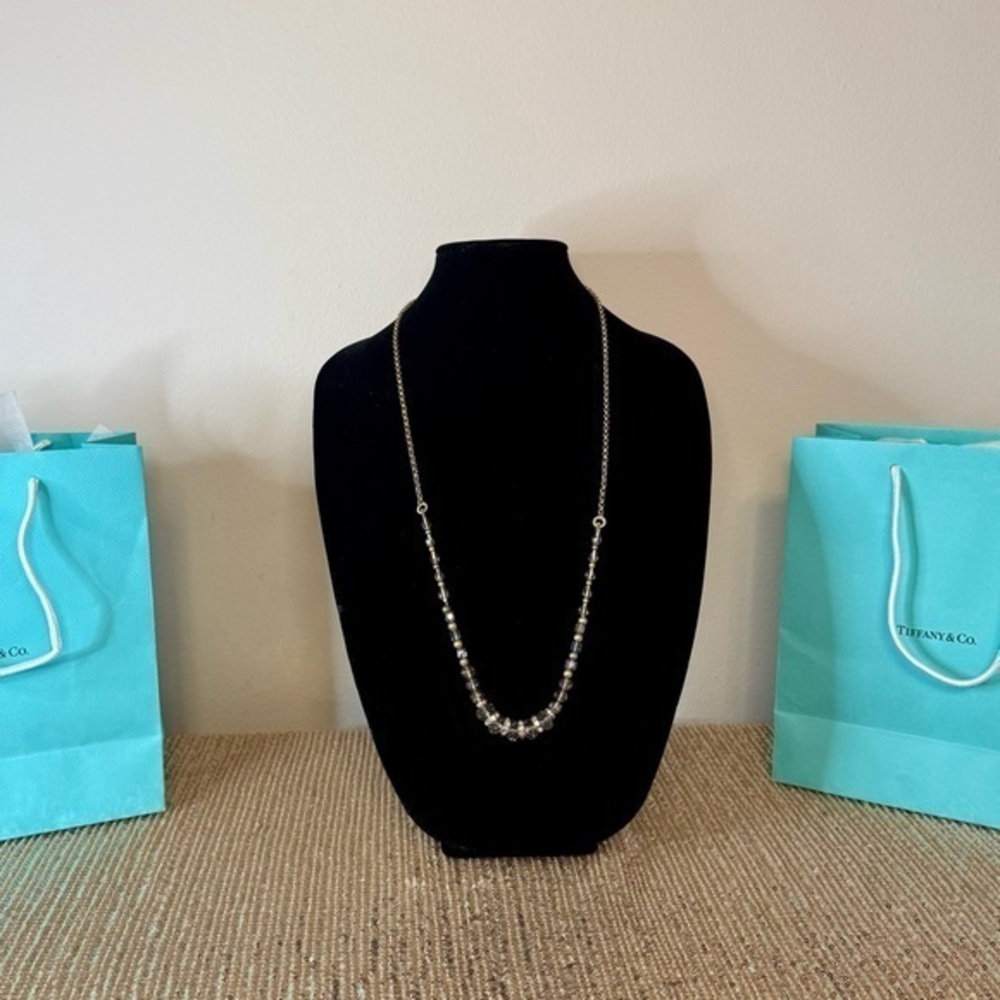 🌸 3 for $15 - Gorgeous Crystal/Gold Necklace💎🛍️